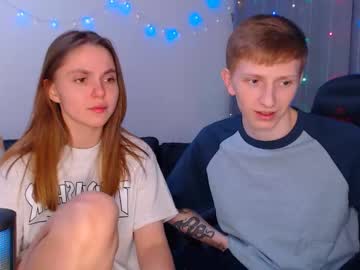 couple
        julsweet cam image #3194609