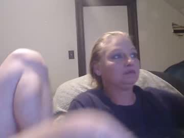 couple
        mellisaaustin cam image #1980935