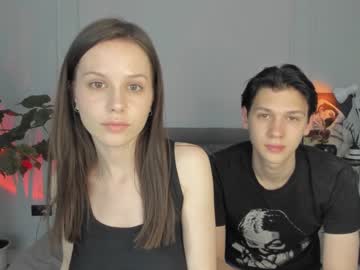 couple
        yourher0in cam image #4176899