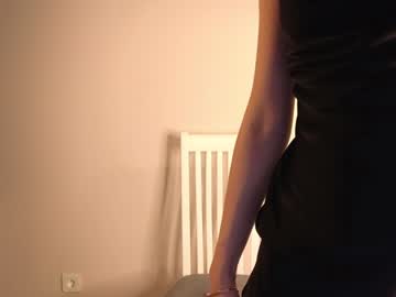 girl
        stellarasmuss cam image #3013015