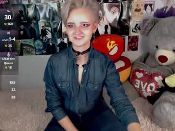 girl
        bellacipher cam image #5166913