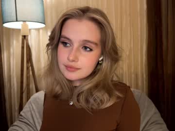 girl
        cute_siberian_girl cam image #3953276