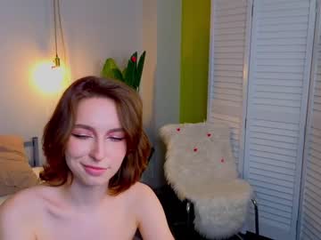 girl
        silent_chill cam image #885045