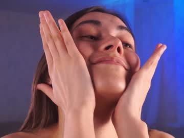girl
        _marvelous_time_ cam image #4221352