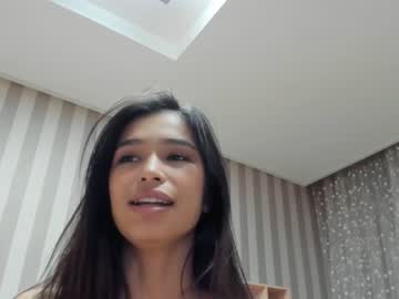 girl
        aki_kin cam image #581200