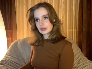 girl
        cute_siberian_girl cam image #3615014