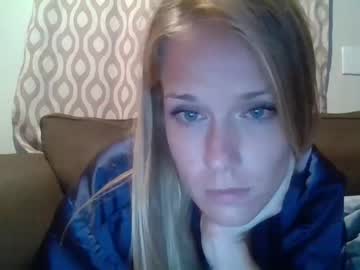girl
        brittx00x cam image #2192156