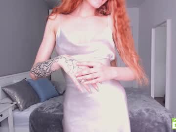 girl
        jennifer_ewans cam image #1848079
