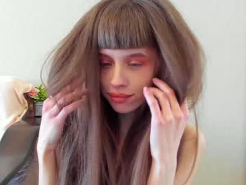 girl
        flowerofsin2001 cam image #1337968