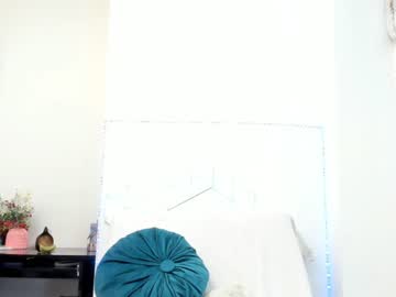 girl
        hotfallingdevil cam image #785275