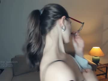 girl
        look_my_passion cam image #2971953