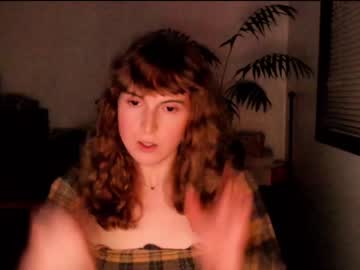 girl
        olivia8697 cam image #1652632