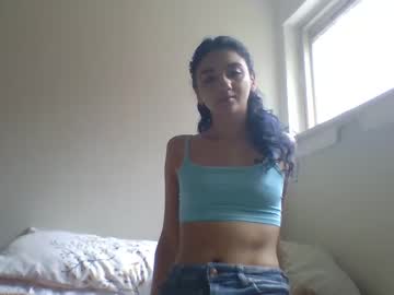 girl
        dreamymermaid cam image #1764846