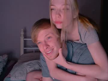 couple
        velleizanz cam image #1729333