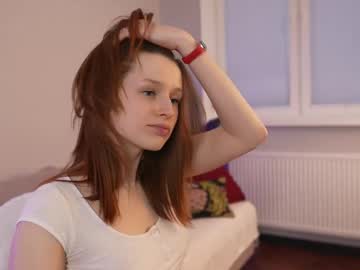 girl
        toxl cam image #6525092
