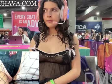 girl
        frenchava cam image #4480171