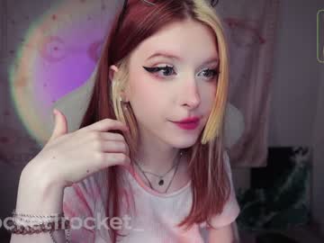 girl
        pocketrocket_ cam image #6305257